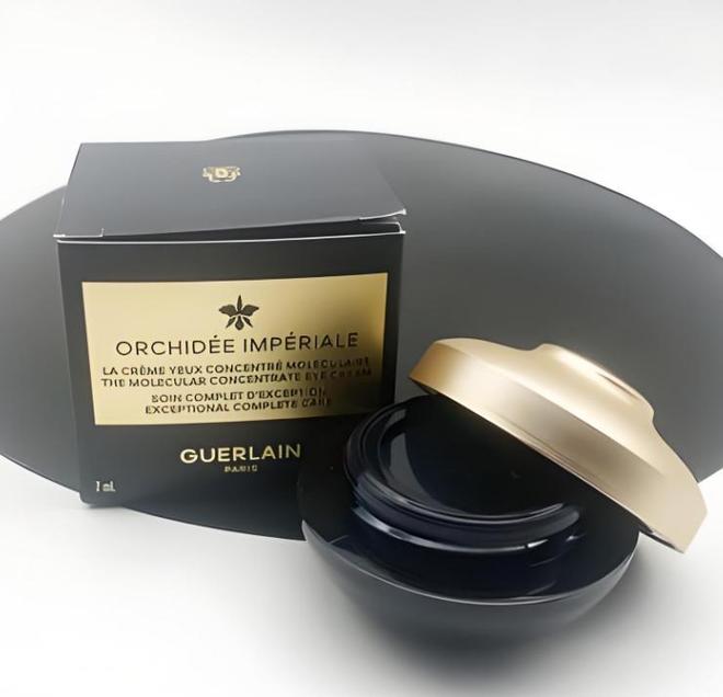 眼圈40-50岁眼霜哪个牌子好？j9国际20岁适合什么眼霜去黑(图6)